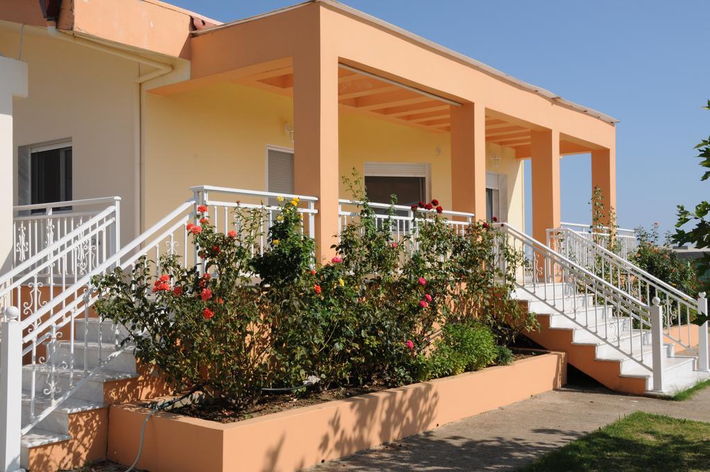 Apartment Elaia Mare *