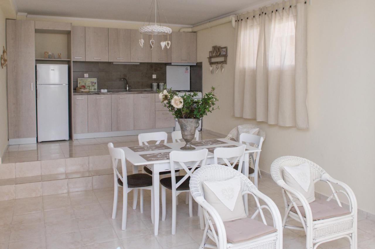 Apartment Elaia Mare *